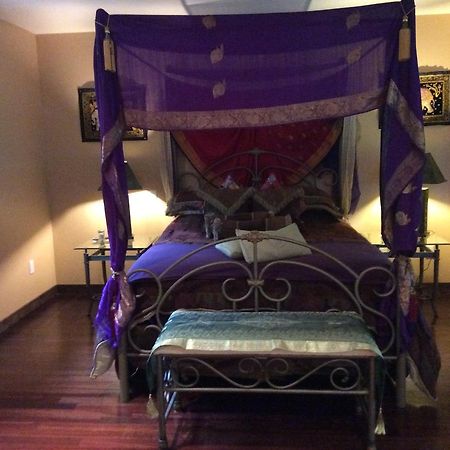 Davis Brook Retreat Bed & Breakfast Sechelt Ngoại thất bức ảnh