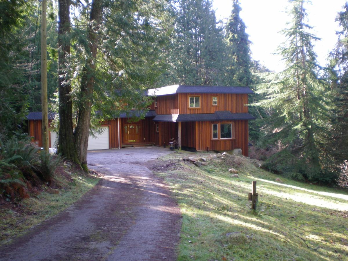 Davis Brook Retreat Bed & Breakfast Sechelt Ngoại thất bức ảnh