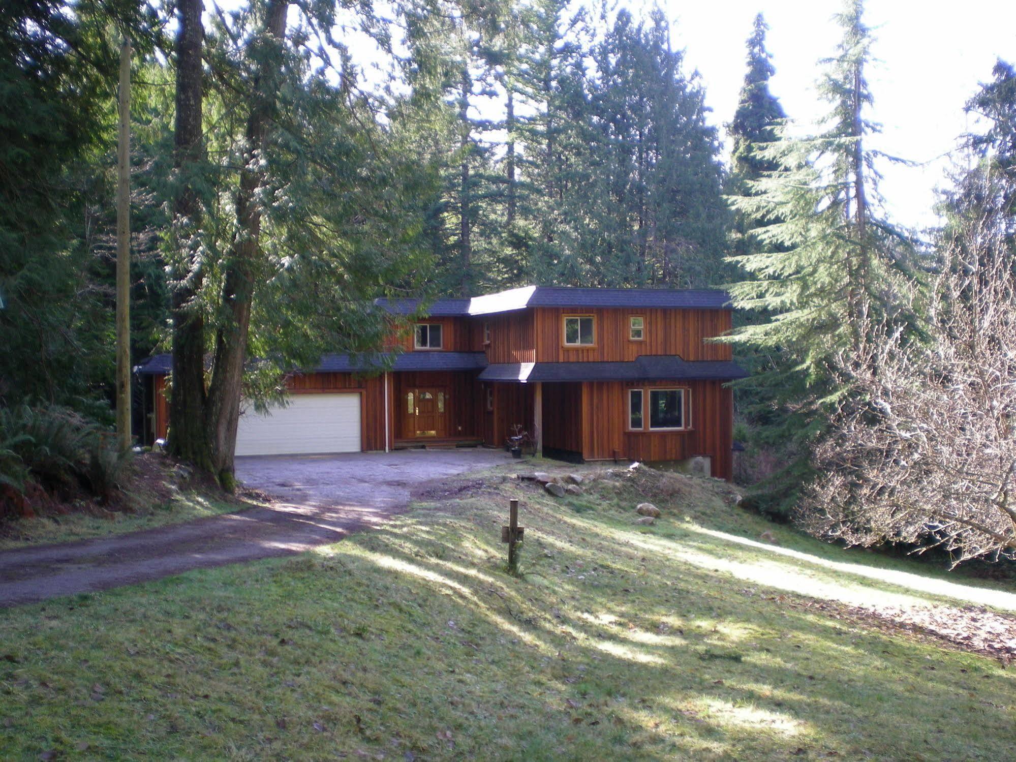 Davis Brook Retreat Bed & Breakfast Sechelt Ngoại thất bức ảnh