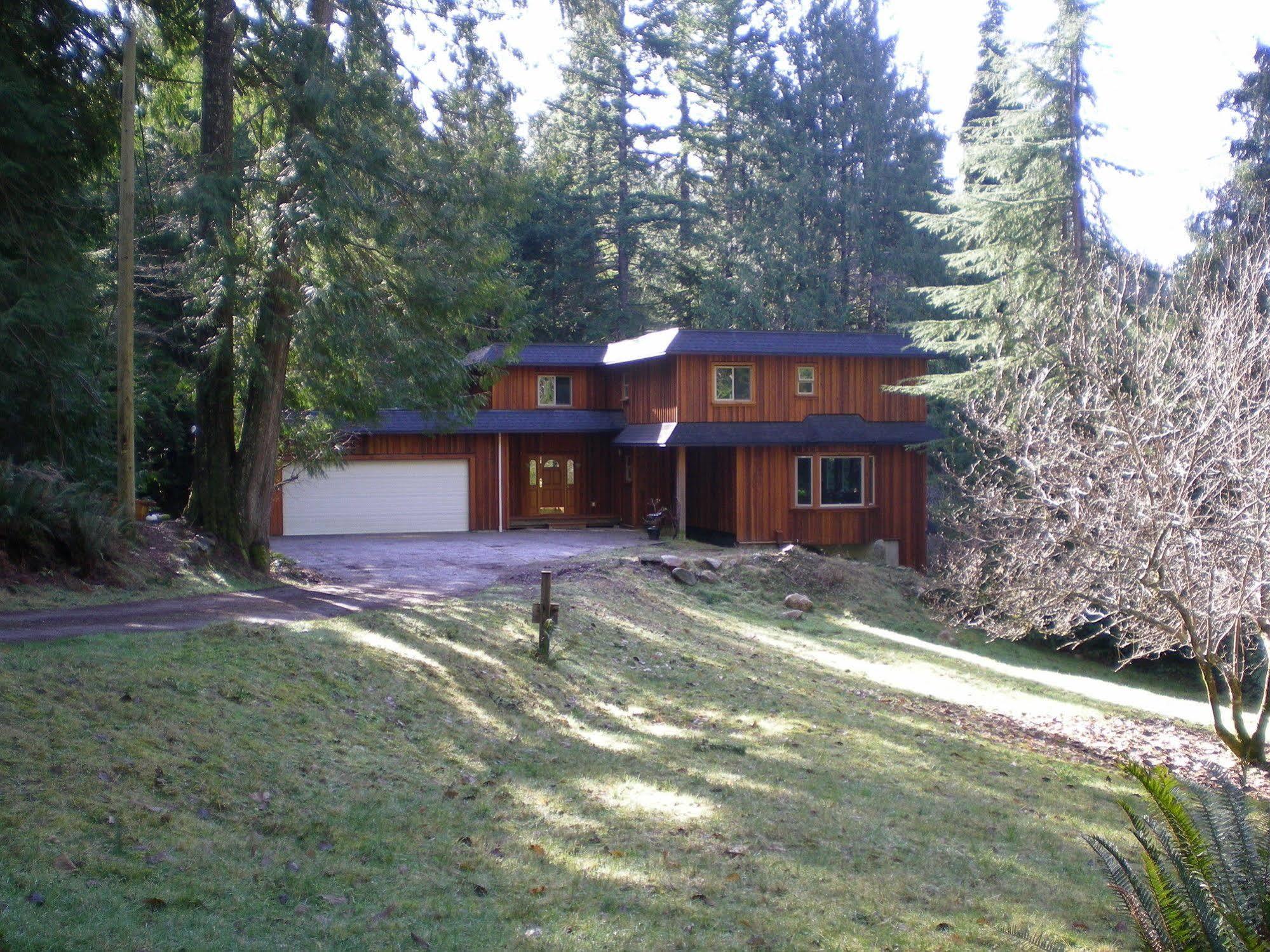 Davis Brook Retreat Bed & Breakfast Sechelt Ngoại thất bức ảnh